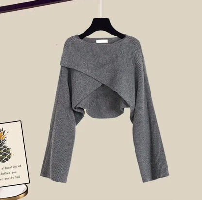 Elegante set di abbigliamento a 3 pezzi per donne con pantaloni larghi, camicia e moderno pullover corto