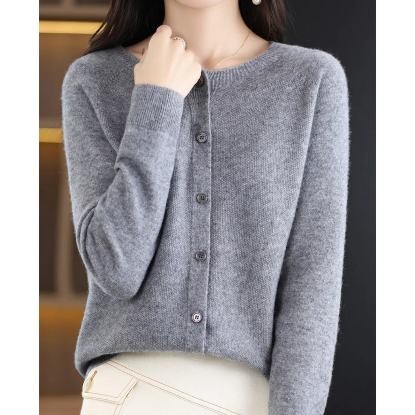 Bérélie - Cardigan da donna con scollo a barca in pura lana merino, stile cashmere, monocolore
