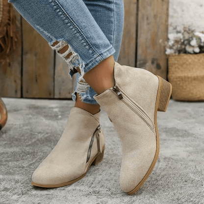 Zélyna - Eleganti Stivaletti Bassi in Camoscio per Donna, Primavera, con Cerniera e Tacco Basso, Monocromo