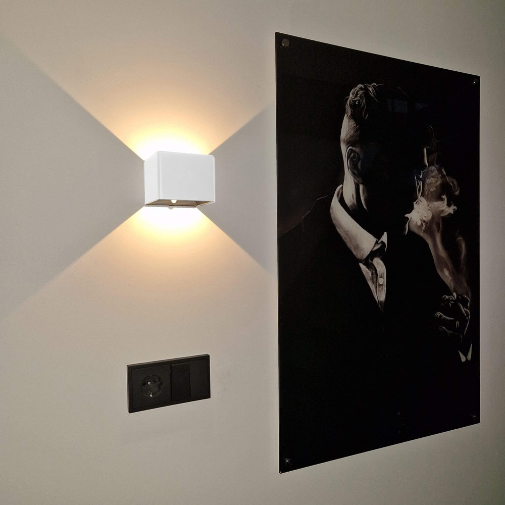 Marzelle - Lampada da parete di design Cube senza fili