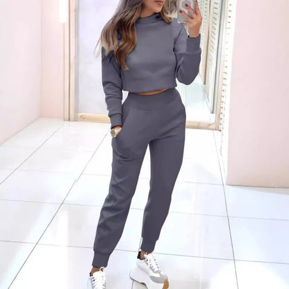 Gaëlle - Completo di relax elegante e comodo per donne, composto da pantaloni jogger e crop-top a maniche lunghe