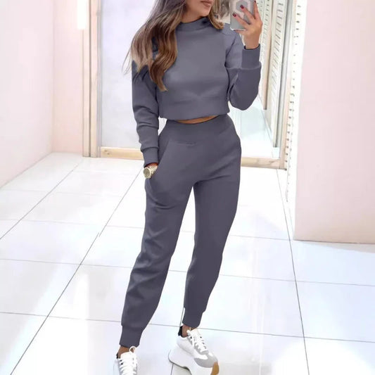 Gaëlle - Completo di relax elegante e comodo per donne, composto da pantaloni jogger e crop-top a maniche lunghe
