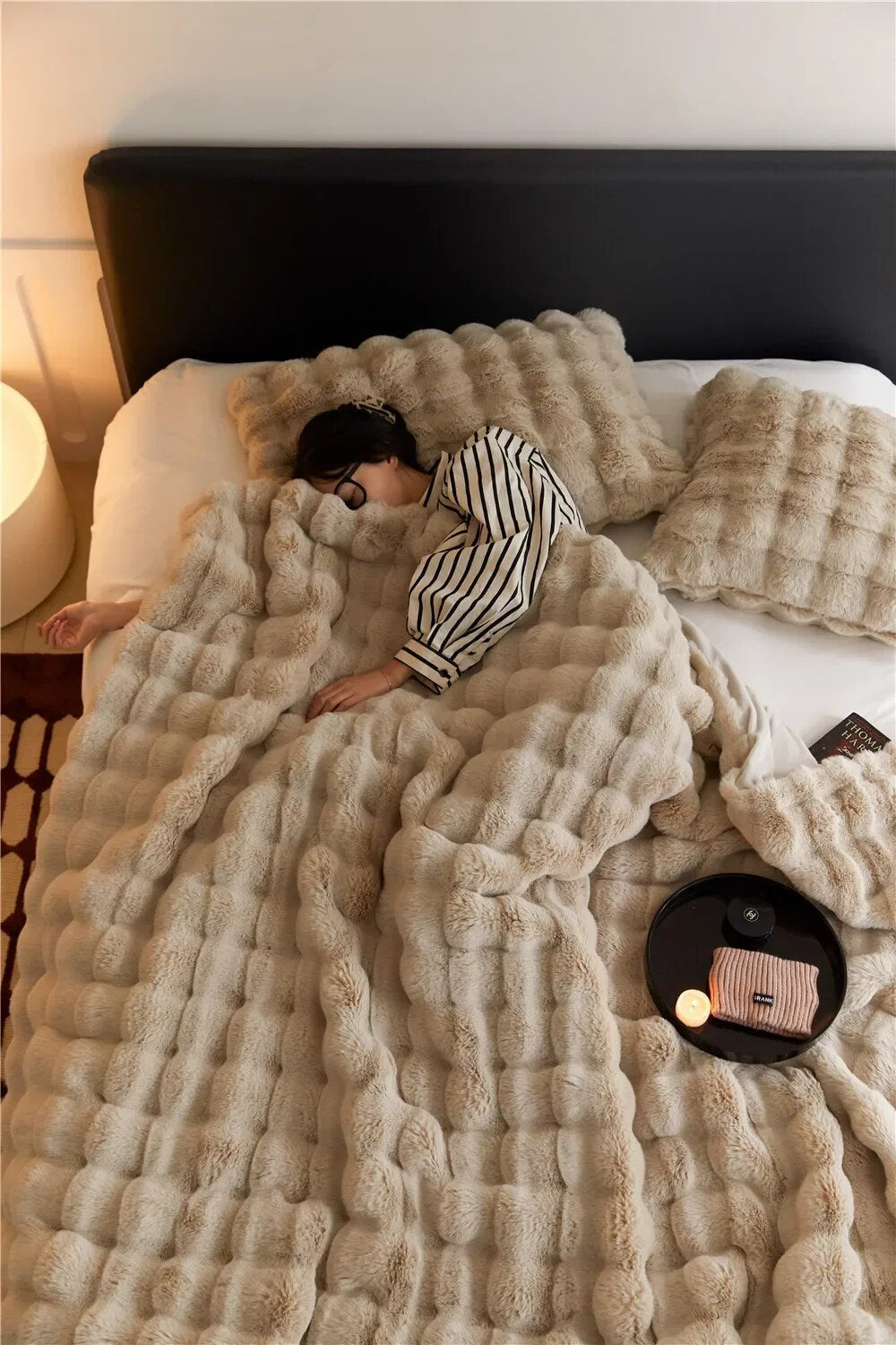 CosyFluff - La coperta in pile calda e traspirante indispensabile