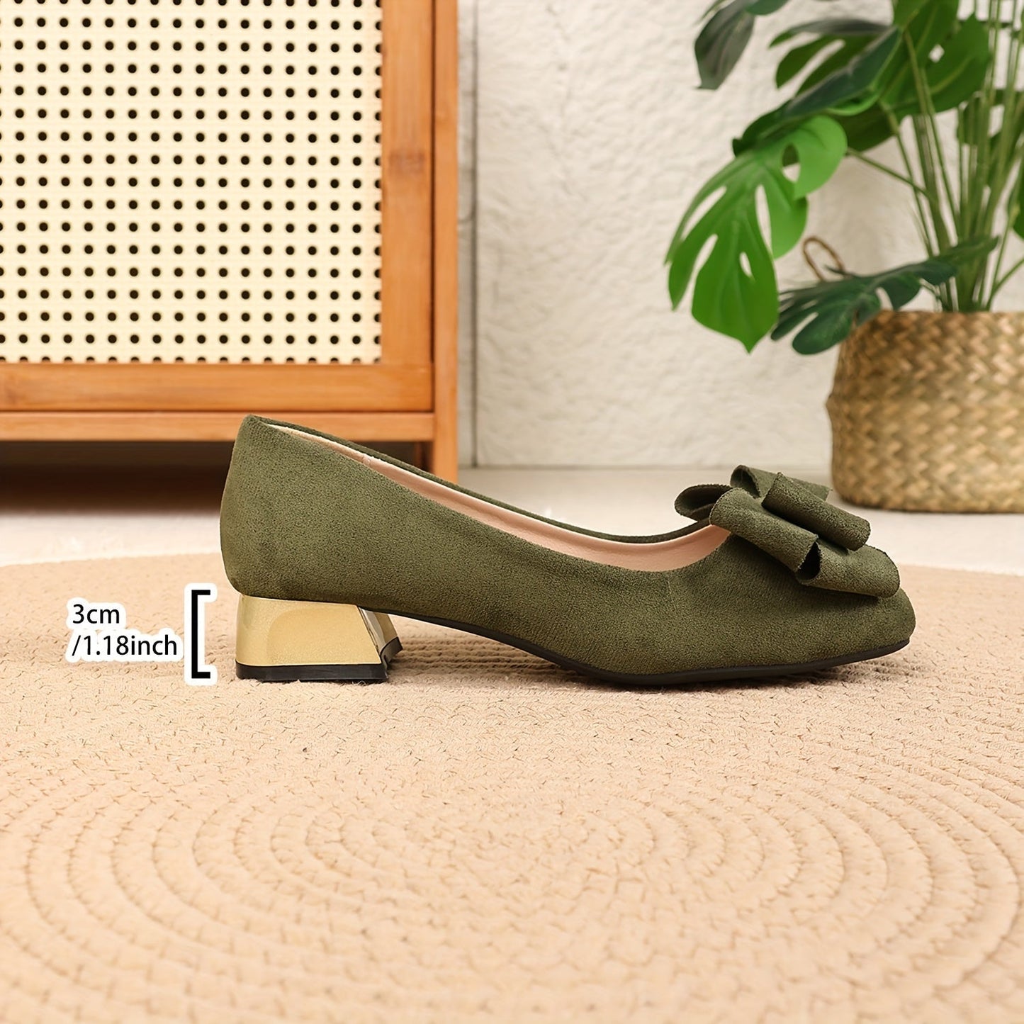 Nolwenn - Sandali Ballerina Estivi in Camoscio Verde con Tacco a Blocco Dorato e Fiocco