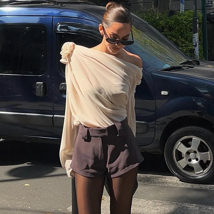 Ondine - Top in chiffon asimmetrico con maniche lunghe per la primavera, con spalla scoperta, per donne