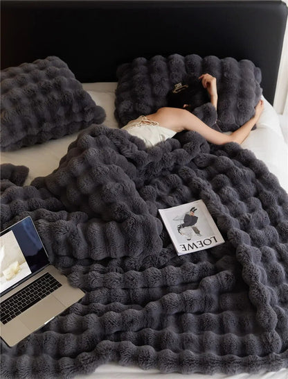 CosyFluff - La coperta in pile calda e traspirante indispensabile