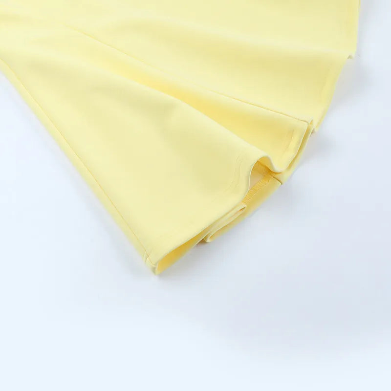 Elegante abito mini da donna con linea A – Abito estivo aderente con gonna svasata