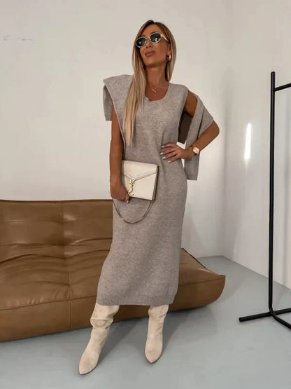 Luna - Elegante e Morbido Completo Due Pezzi con Maglia a Collo Alto Corto e Gonna Lunga