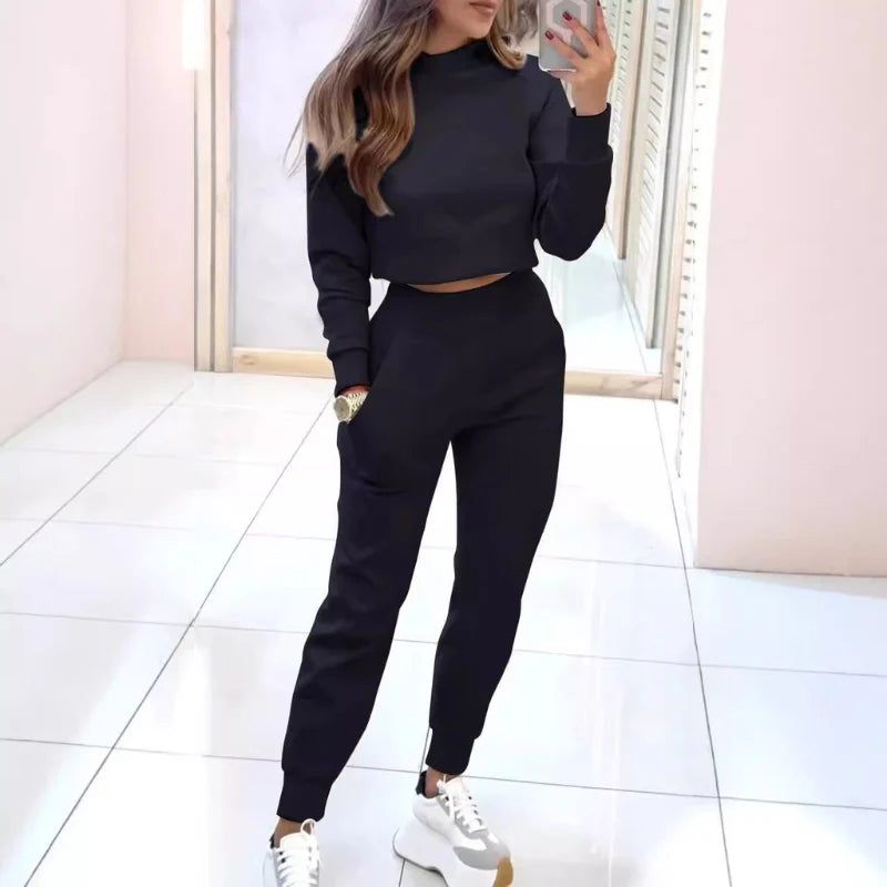 Gaëlle - Completo di relax elegante e comodo per donne, composto da pantaloni jogger e crop-top a maniche lunghe