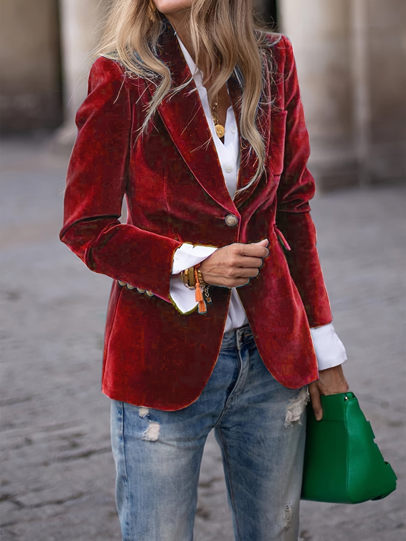 Lola - Blazer di velluto lussuoso con bottoni dorati per la primavera