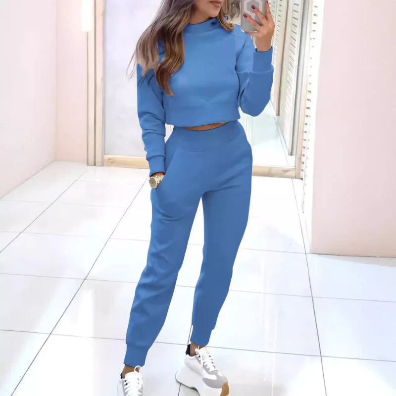 Gaëlle - Completo di relax elegante e comodo per donne, composto da pantaloni jogger e crop-top a maniche lunghe