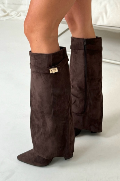 Maëline - Eleganti Stivali Alti in Camoscio con Risvolto e Dettagli Dorati