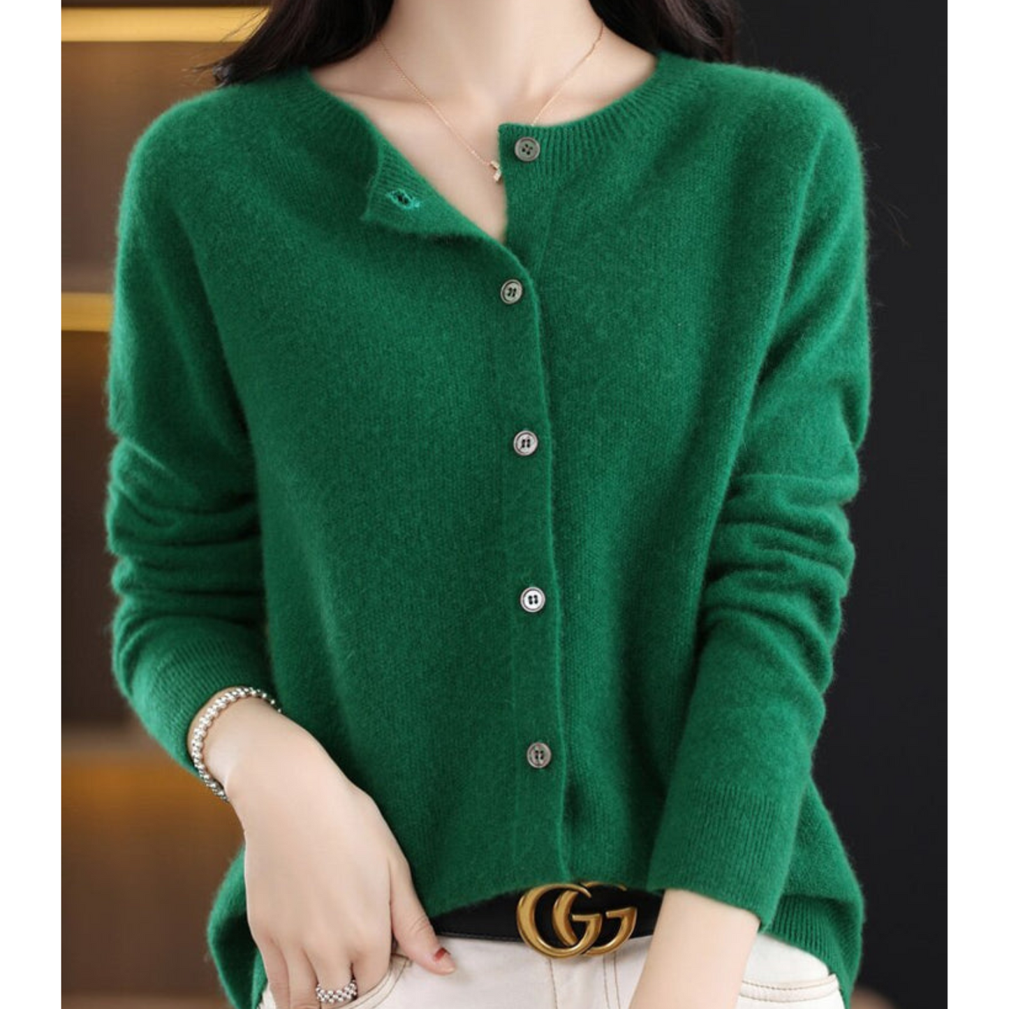 Bérélie - Cardigan da donna con scollo a barca in pura lana merino, stile cashmere, monocolore