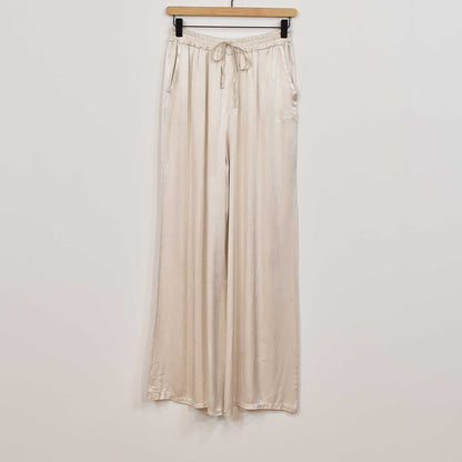Rosalique - Insieme Satin Chic – Top Fluttuante & Pantaloni Ampi