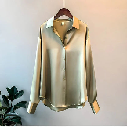 Sophie - Elegante e Lussuosa Blusa in Satin Lucido con Bottoni e Maniche Lunghe per Donne