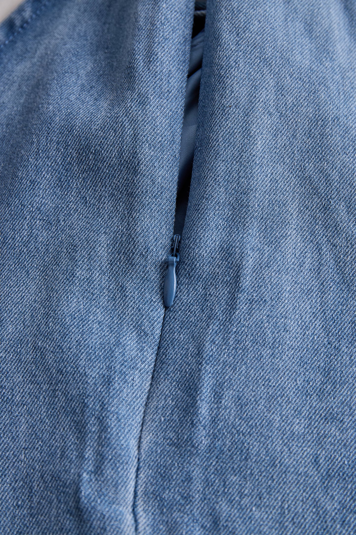 Clémence - Blusa senza maniche con colletto a halter e dettaglio nodo per donne