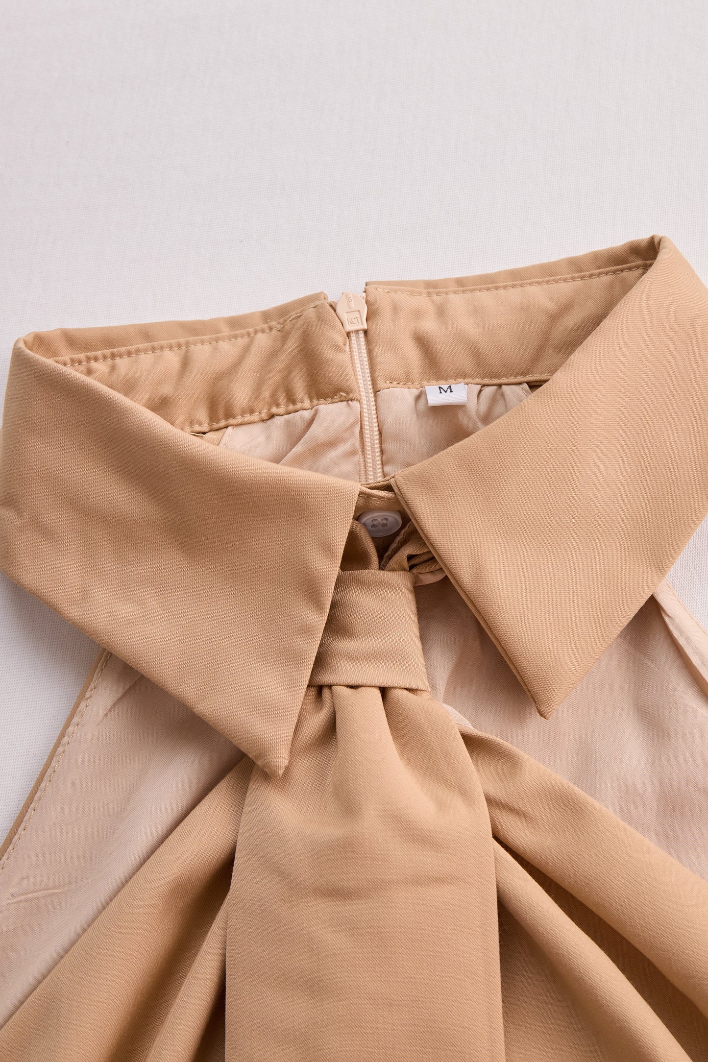 Clémence - Blusa senza maniche con colletto a halter e dettaglio nodo per donne