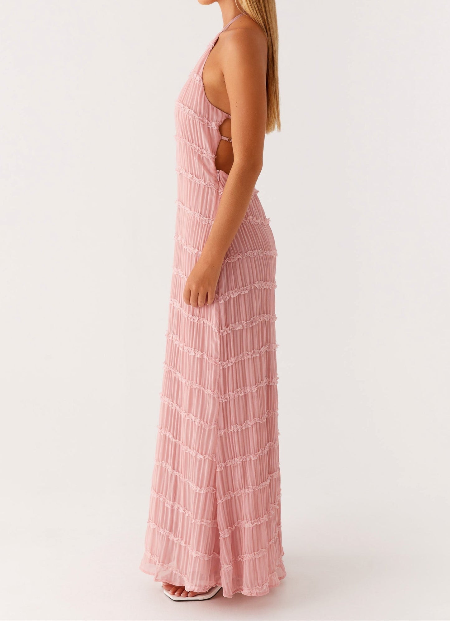 Elegante Maxikleid mit Neckholder-Ausschnitt für Damen – Plissiertes Abendkleid mit Rückenfrei-Design