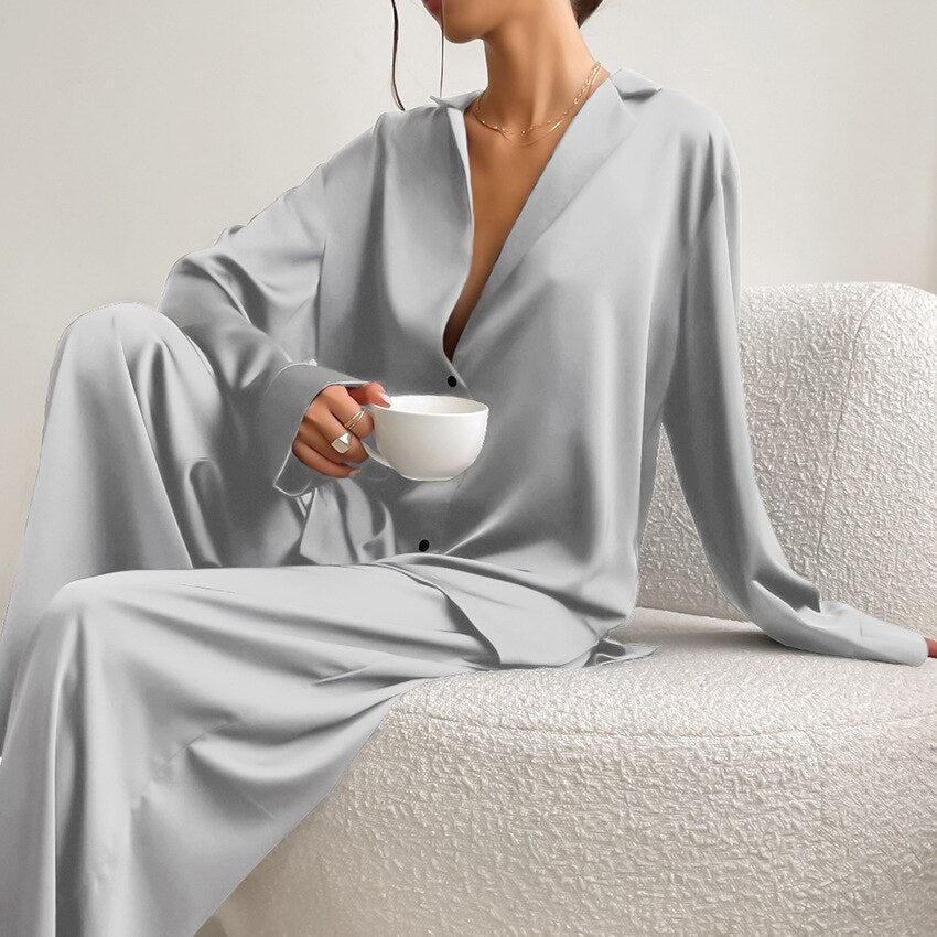 Noélya - Set Pigiama da Donna in Satin Lussuoso con Maglietta a Maniche Lunghe e Pantaloni Lunghi