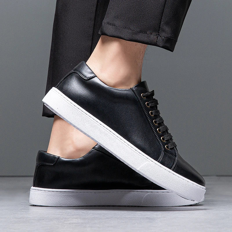 Sneaker in pelle da uomo moderne con suola bianca – Scarpe casual eleganti per il quotidiano e il business