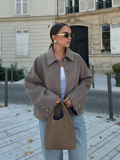 Iséa - Elegante cappotto primaverile in misto lana con maniche ampie, colletto e bottoni | Classico e caldo per donne