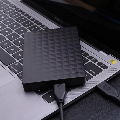 DataVault - Disco Esterno 8 TB – Ultra Veloce, Durevole e Portatile