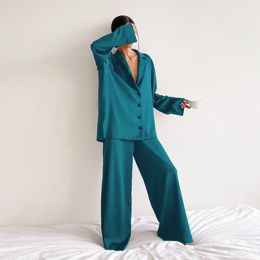 Noélya - Set Pigiama da Donna in Satin Lussuoso con Maglietta a Maniche Lunghe e Pantaloni Lunghi