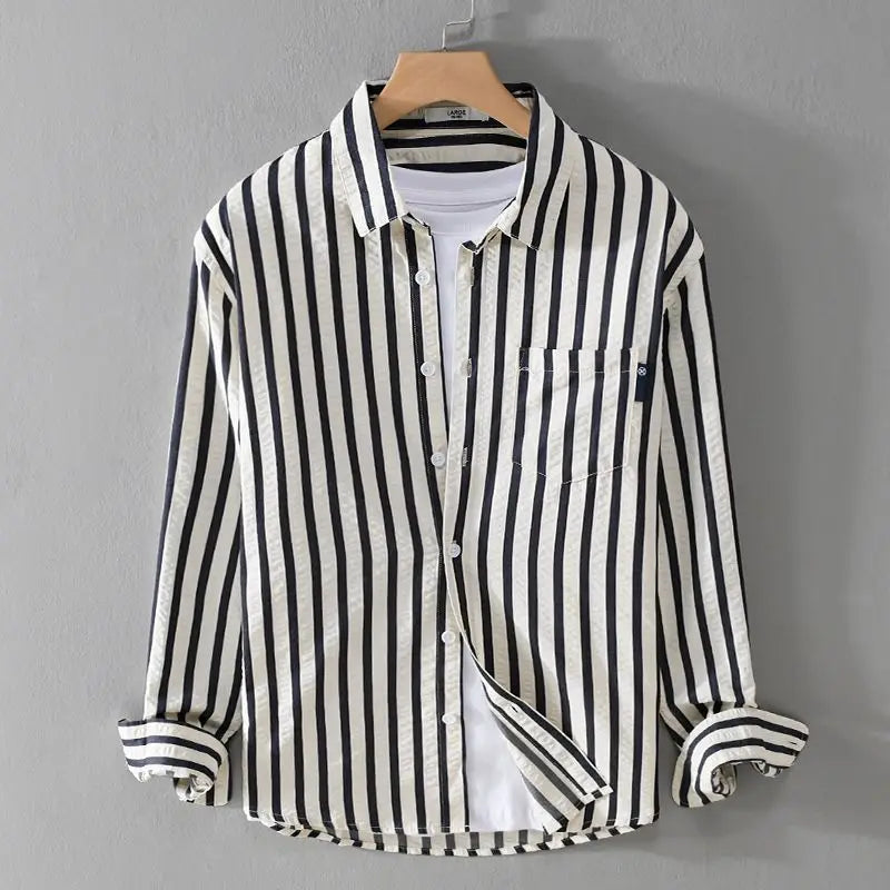 Camicia a righe leggera da uomo con bottoni – Aria, Moderna e Versatile
