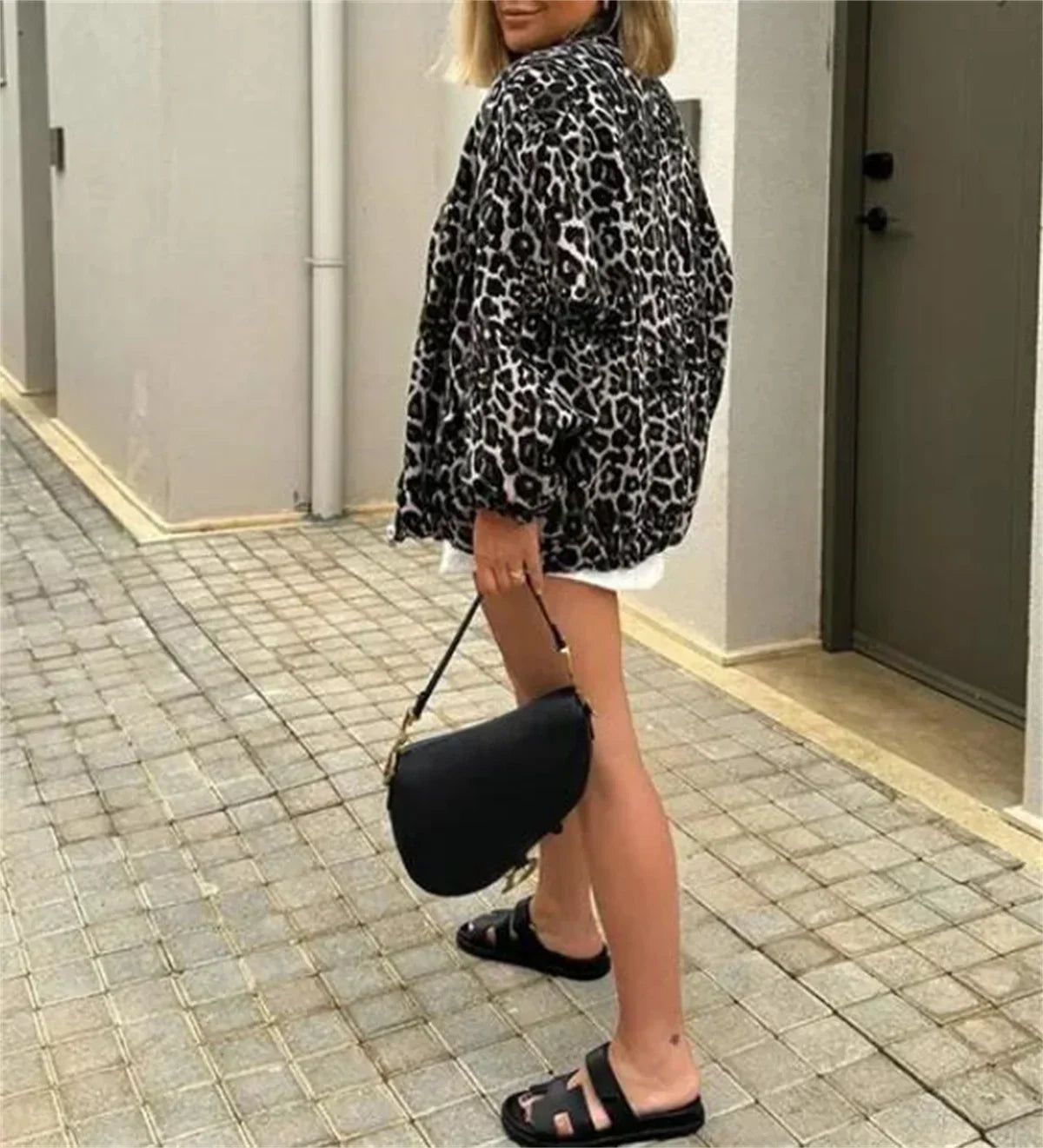 Giacca Bomber con Stampa Leopardo – Giacca casual per il passaggio di stagione con zip per donne