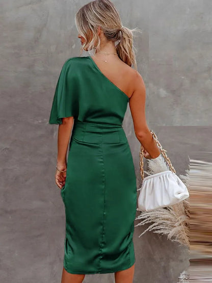 Abito midi elegante con spalla scoperta e finitura in satin per donne – Abito da sera aderente con taglio asimmetrico