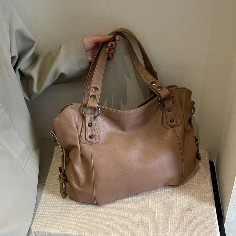 Marine - Grande borsa a mano in pelle morbida