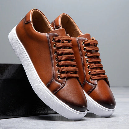 Sneaker in pelle da uomo moderne con suola bianca – Scarpe casual eleganti per il quotidiano e il business