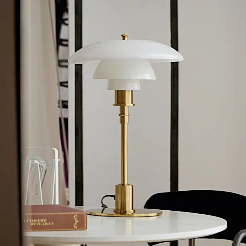 Lampada da tavolo vintage con paralume a fungo – Elegante lampada di design retro per soggiorno e camera da letto