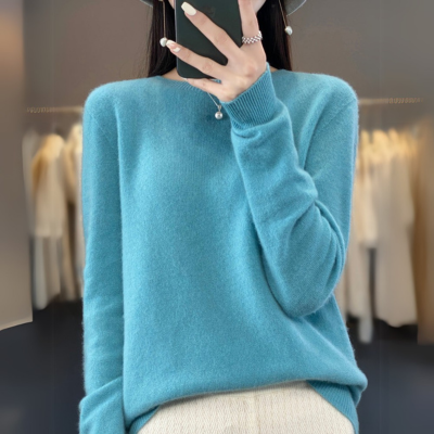 Regina - Maglione comodo in cashmere blu con scollo rotondo