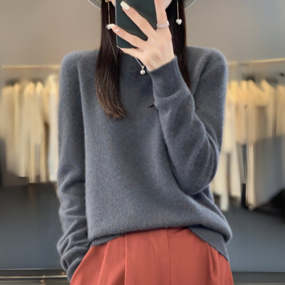 Regina - Maglione comodo in cashmere blu con scollo rotondo