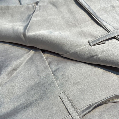 Elegante Set in Satin a Due Pezzi con Top a Collo Alto per Donne – Pantaloni Ampi e Outfit Estivo Elegante