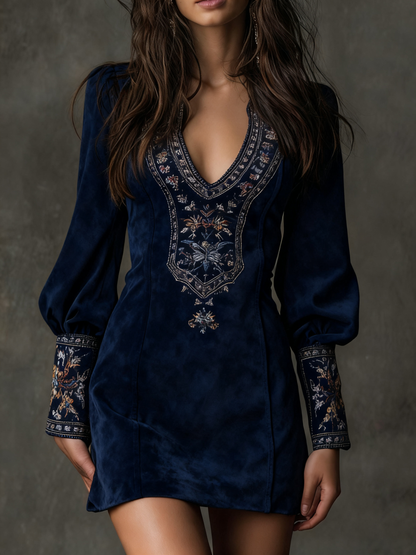 Elegante Mini Abito con Ricamo – Abito Boho Scollo a V Attillato per Donne