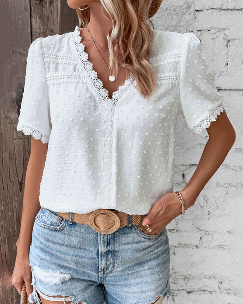 Elegante blusa in pizzo con scollatura a V per donne – Maglietta estiva leggera, romantica e femminile