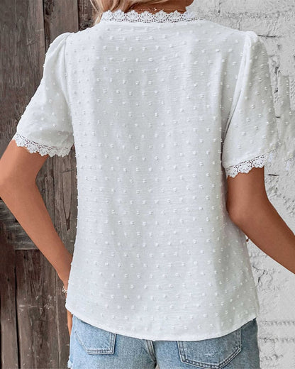 Elegante blusa in pizzo con scollatura a V per donne – Maglietta estiva leggera, romantica e femminile