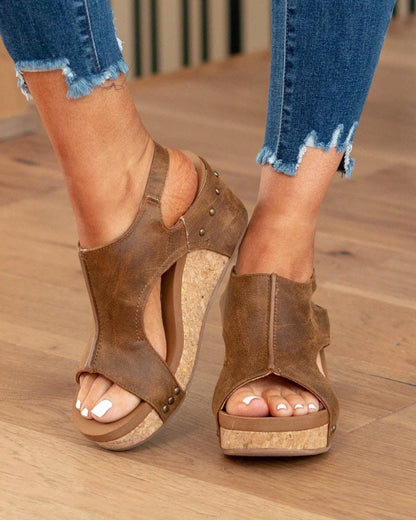 Sandali con tacco a cuneo e suola in sughero – Scarpe estive alla moda per donne