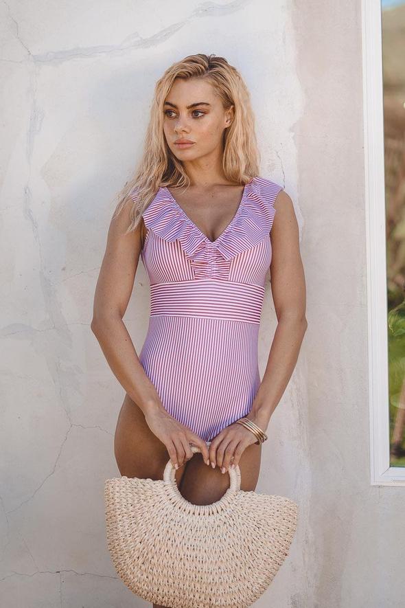 Costume da bagno elegante per donne con dettagli a volant – Scollo a V e modellante