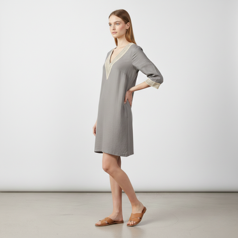 Abito in lino leggero con scollatura a V e ricamo – Elegante abito estivo per donne