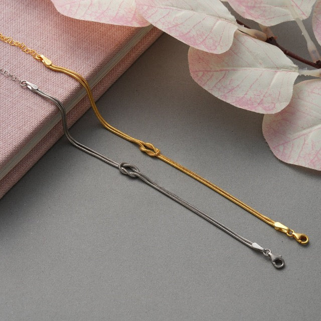 Vahla - Bracciale Minimalista con Nodo
