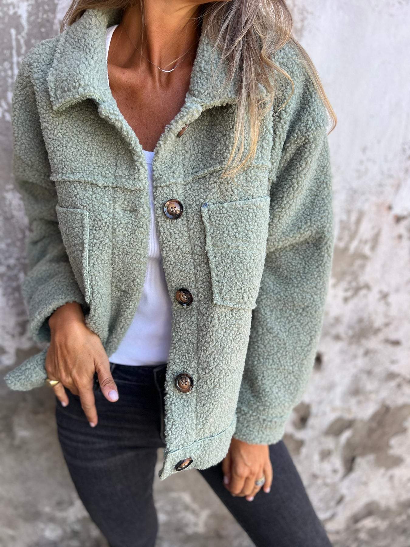 Ysaloria - Giacca Primaverile Corto e Confortevole in Morbido Teddy con Bottoni