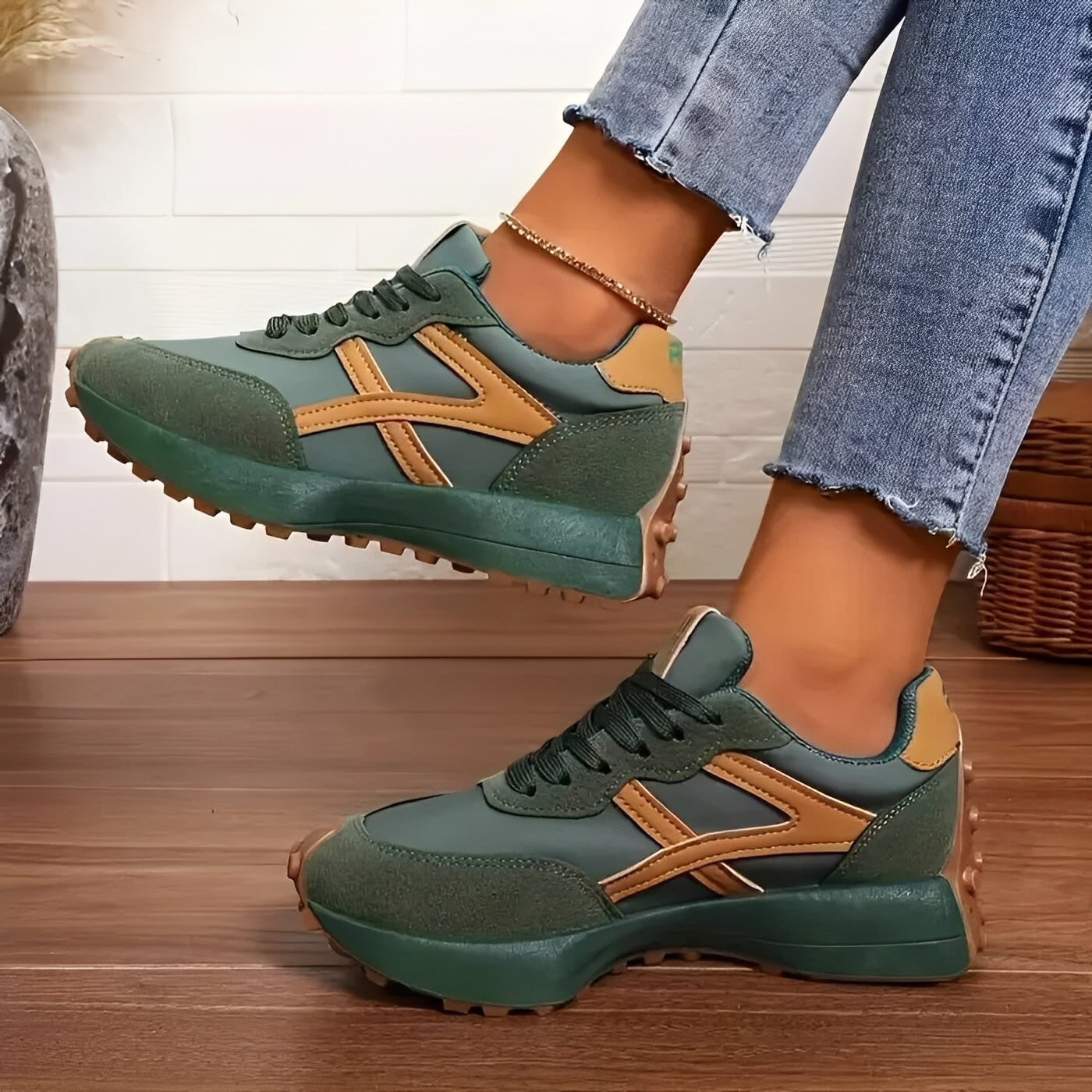 Célavie - Sneakers ortopediche in camoscio per donne con ammortizzazione aggiuntiva