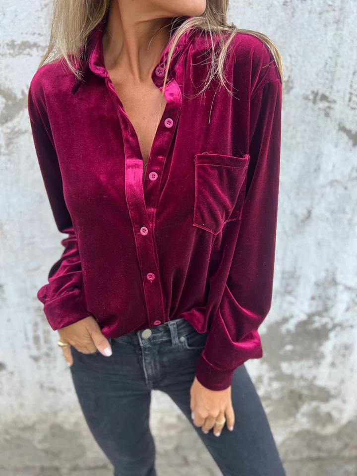 Marjolaine - Camicia di velluto nei colori primaverili con maniche lunghe, bottoni e taschino