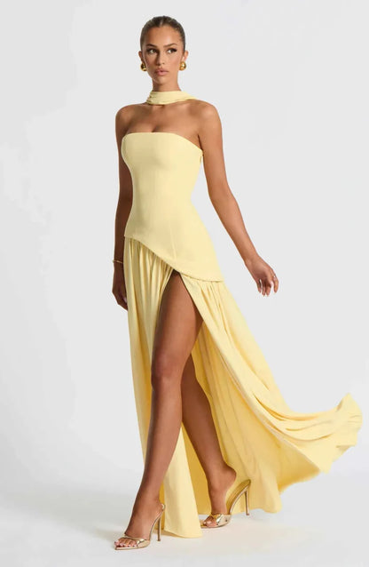 Elegante Maxikleid für Damen – Schulterfreies Abendkleid mit Schlitz & Choker-Detail