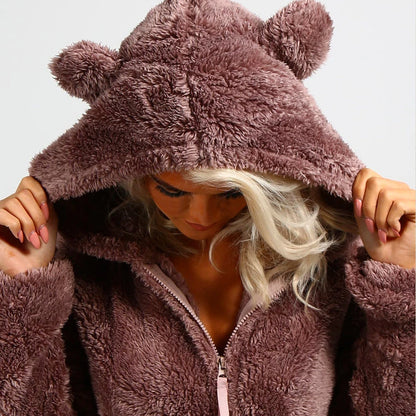 Nia - Tuta in fleece super morbida con orecchie da orso