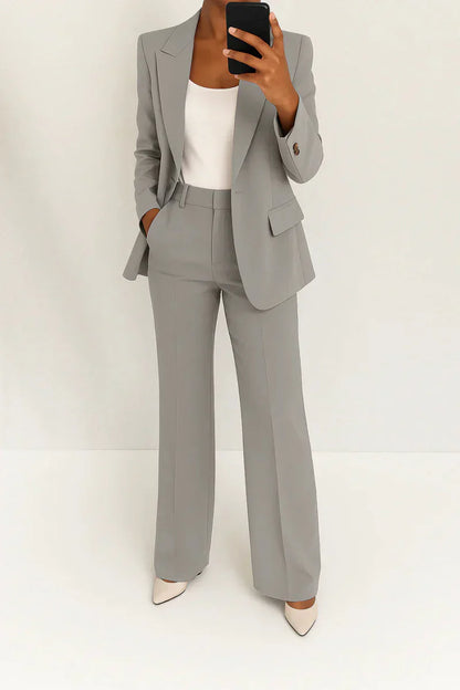 Roséline - Completo Professionale Due Pezzi per Donne, composto da un Blazer e Pantaloni, in Versione Monocromatica