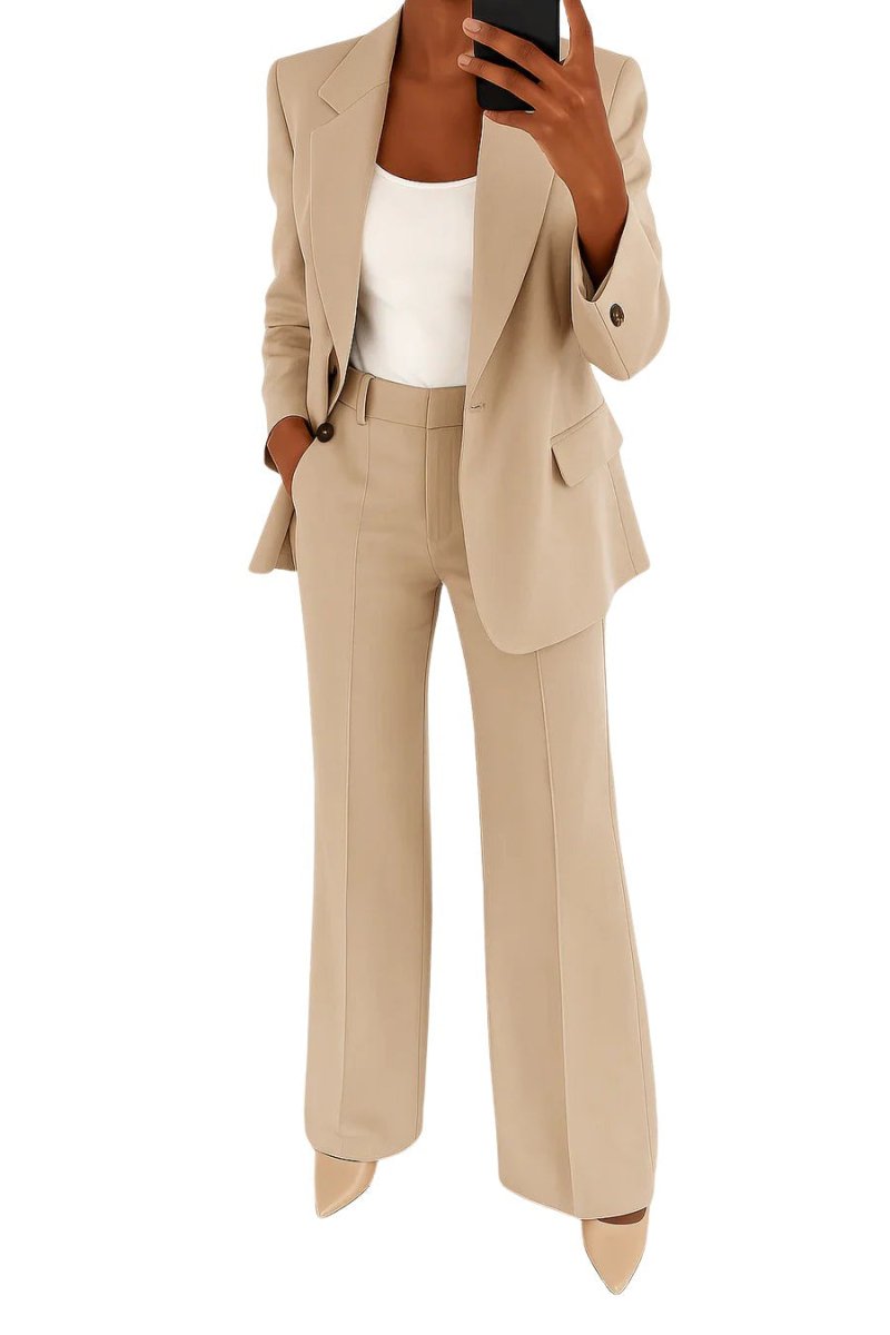 Roséline - Completo Professionale Due Pezzi per Donne, composto da un Blazer e un Pantalone, in versione Monocromatica